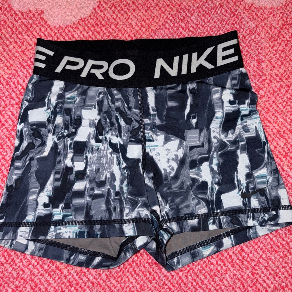 NIKE pros